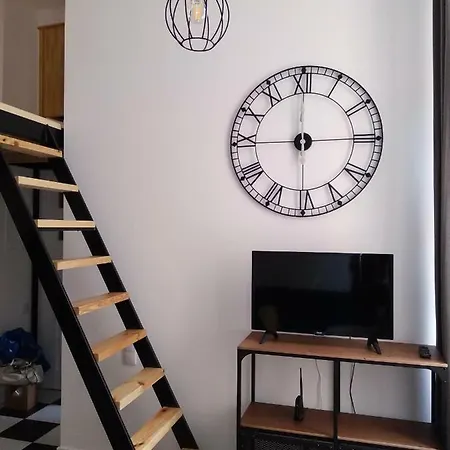 Homestay Piramowiczaapartments Lodz